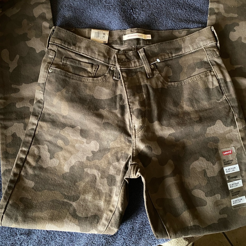Levi's Olive & Brown Camo Denim Jeans 10 Med 30X30 tapered leg Shaping Skinny